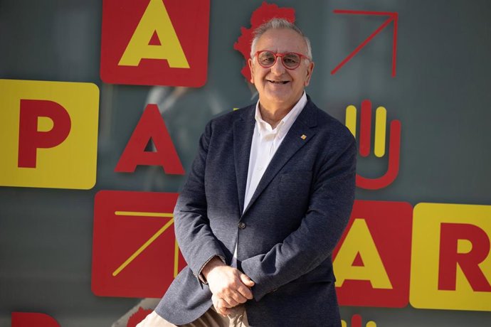 El candidato del PAR a la Alcaldía de Zaragoza, Clemente Sánchez-Garnica