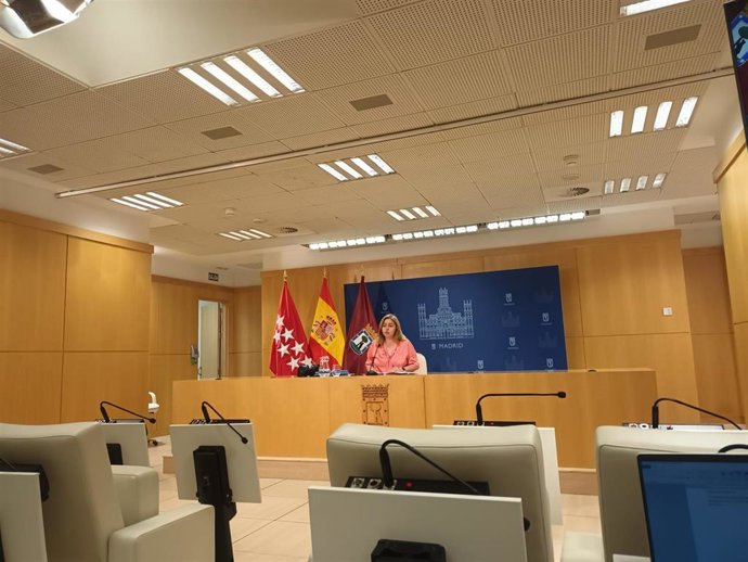 Archivo - La portavoz del Gobierno municipal, Inmaculada Sanz, en la rueda de prensa posterior a la Junta de Gobierno