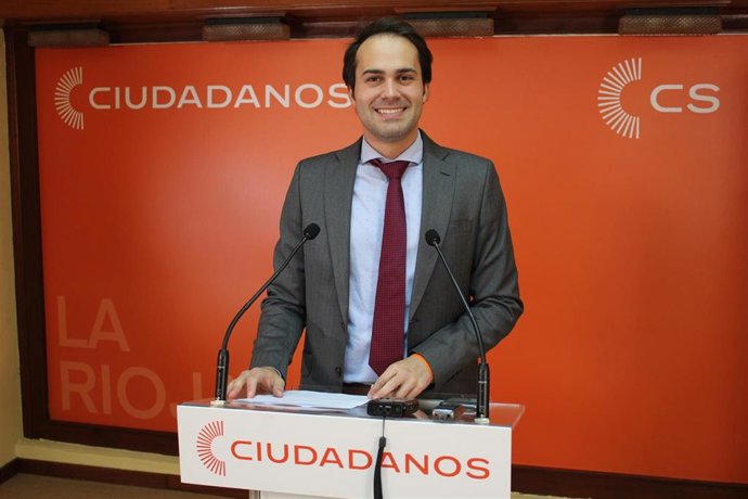 El candidato de Ciudadanos a la Presidencia del Gobierno de La Rioja, Ángel Íñiguez