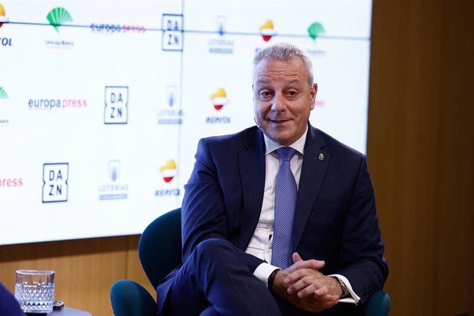 El presidente de la RFEBM, Francisco Blázquez, durante los Desayunos Deportivos de Europa Press