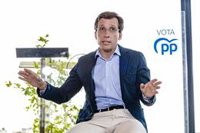 Almeida pide a Sánchez "que dé explicaciones de lo que está pasando en Mojácar"