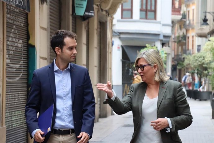 Peris se reúne con el presidente de la Asociación de Médicos Unidos por sus Derechos (AMUD)