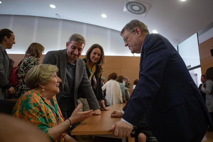 Puig en el acto sobre propuestas en salud