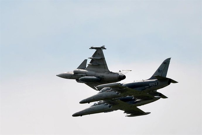 Archivo - Avión de combate modelo JAS 39 Gripen