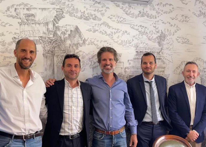 Equipo directivo de ambas instituciones.