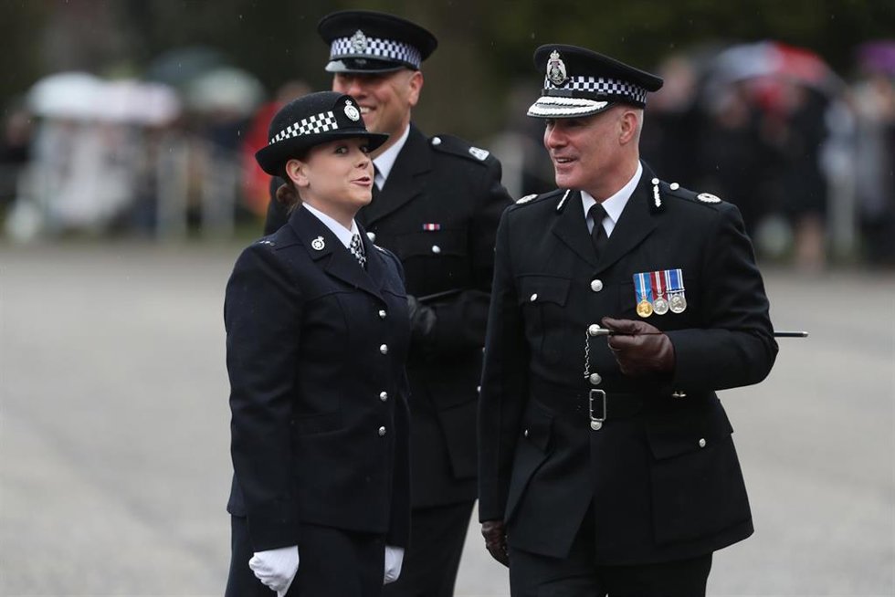 Archivo - Varios miembros de la Policía de Escocia en un desfile policial