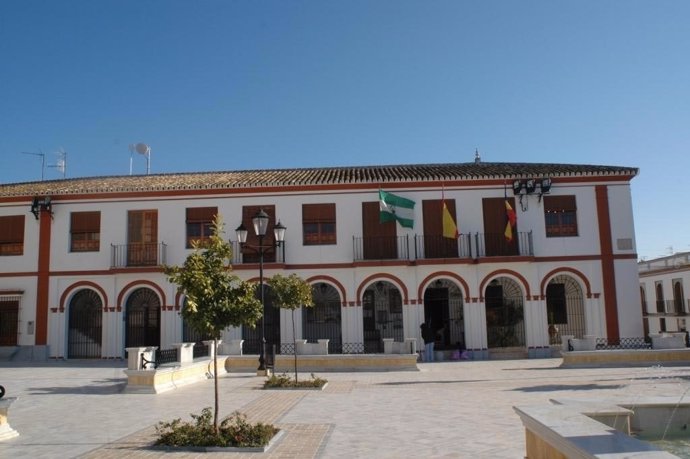 Archivo - Fachada del Ayuntamiento de Villalba del Alcor.