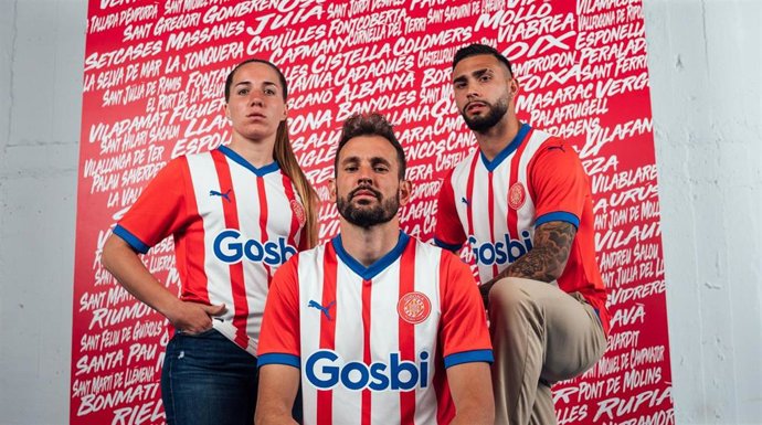 Presentación de la nueva primera equipación del Girona FC para la temporada 2023/24