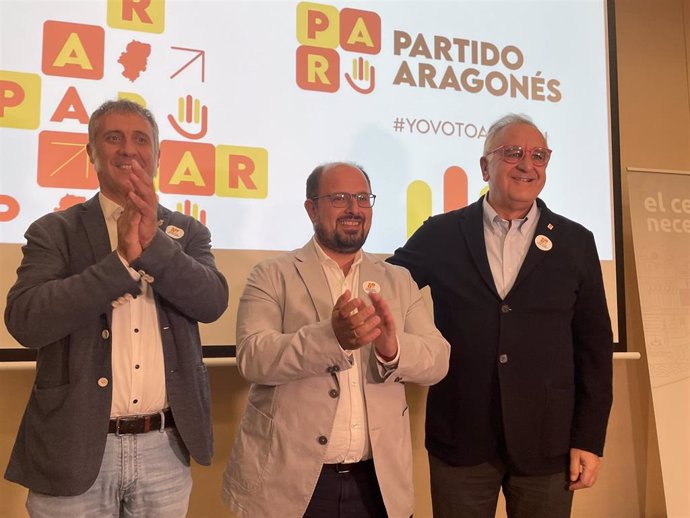 Alberto Izquierdo, Clemente Sánchez-Garnica y Ramiro Domínguez (PAR).