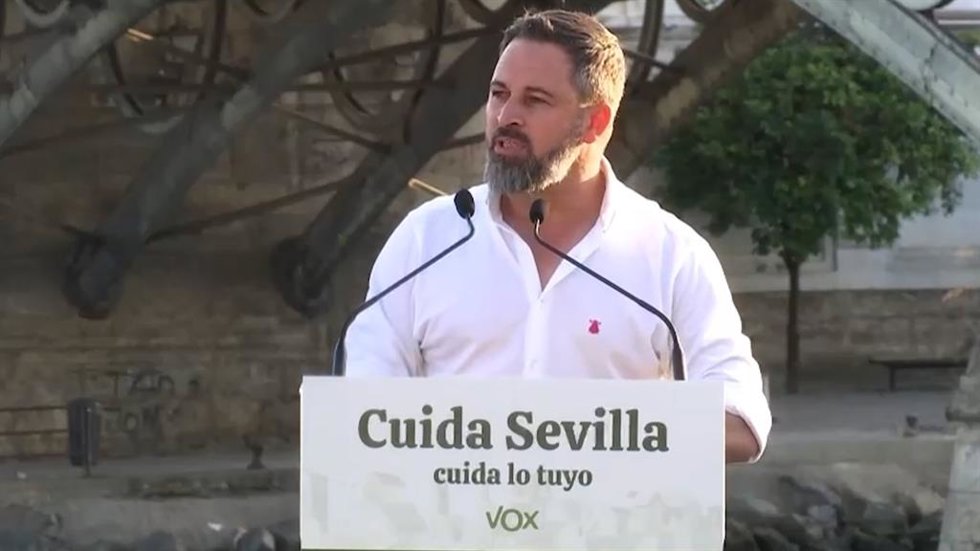 Abascal cree que el PSOE ha hecho "una apuesta" esta campaña para recopilar todo