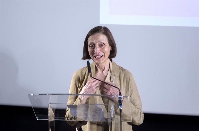 La actriz de teatro y cine Carme Elias i Boada recibe la Medalla de Oro 2023 por la Academia de Cine, a 25 de mayo de 2023, en Madrid (España). 