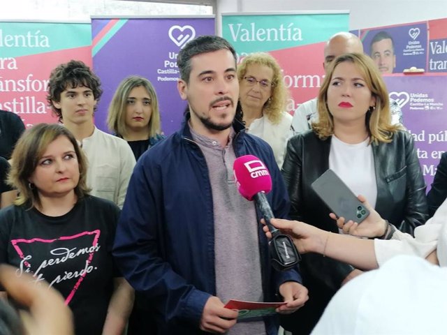 La Secretaria de Estado de Igualdad y contra la Violencia de Género, Ángela Rodríguez Pam, con el candidato a la Junta de Unidas Podemos, José Luis García Gascón.