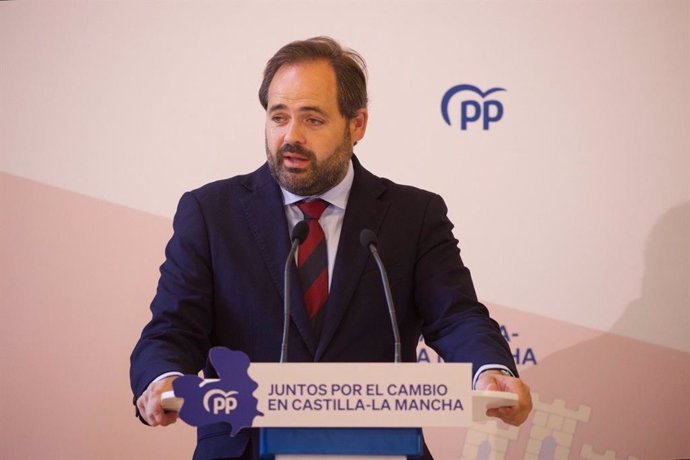 El candidato del PP a la Presidencia de Castilla-La Mancha, Paco Núñez, en Cuenca