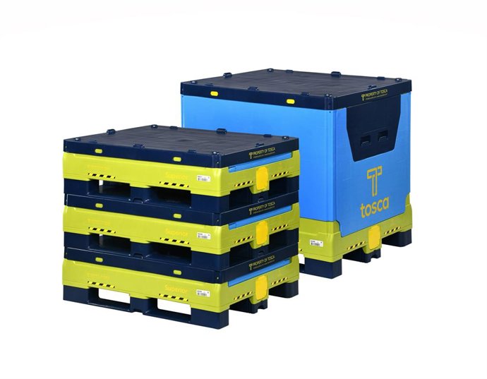 Tosca's reusable and foldable Superior Hybrid Liquid IBC can be folded and unfolded in under 60 seconds. (PRNewsfoto/Tosca Services, LLC)