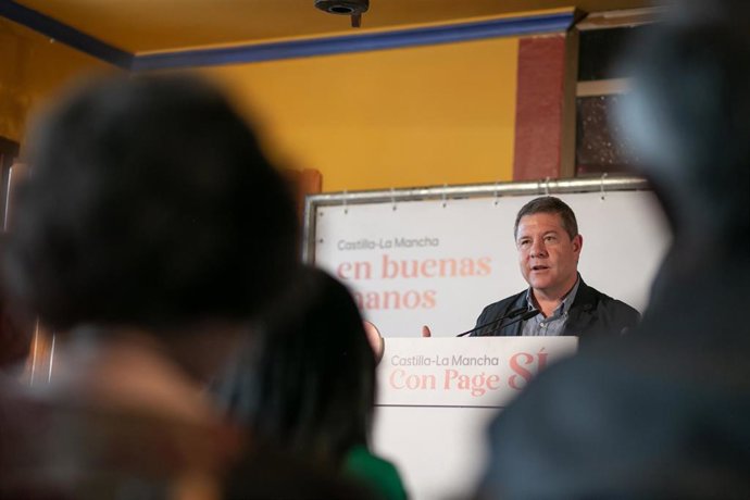 El candidato del PSOE a la Presidencia de C-LM, Emiliano García-Page, en un acto de campaña.