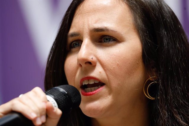 Belarra participa en un acto de campaña de Podemos en Murcia