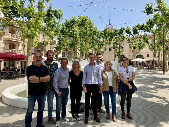 El candidato del PP al Consell de Mallorca, Lloren Galmés, en un acto en Sa Pobla.