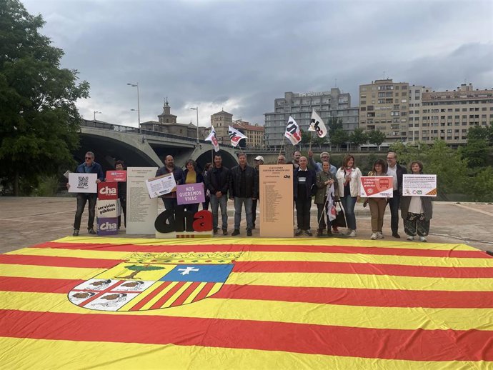 Los candidatos de Chunta se han reunido esta mañana en la ribera del Ebro