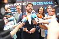 López Miras (PP) anima a votar para que el PP "conforme la mayoría necesaria que permita un gobierno fuerte"