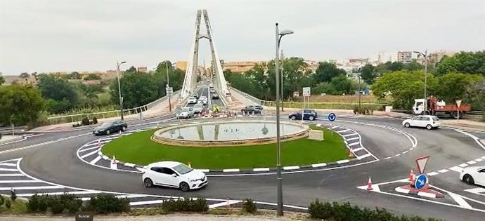 Turborrotonda Que Agiliza El Acceso A La V-30 Desde Manises Y Paterna