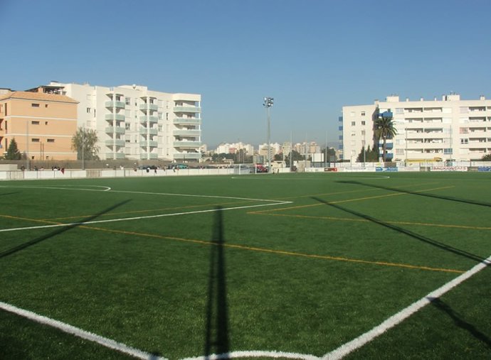 El Ayuntamiento de Palma ha aprobado un protocolo para integrar el campo de fútbol del Molinar en el catálogo de instalaciones del Institut Municipal de l'Esport (IME).