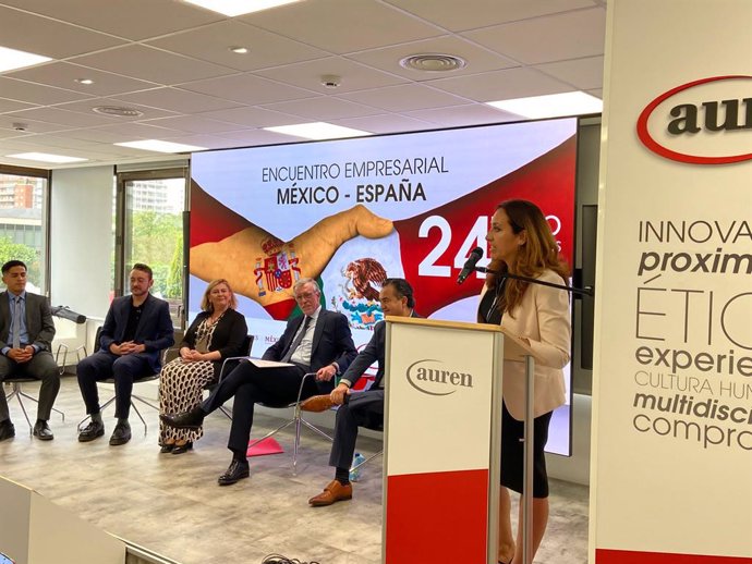 Cerca de 150 empresarios se interesan por los 3.500 millones invertidos por mexicanos en España en los últimos 4 años