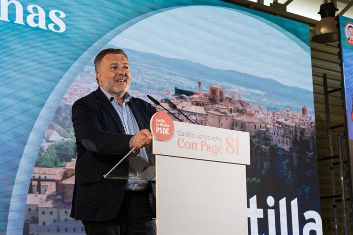 El candidato de PSOE en Cuenca, Darío Dolz.