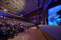 Ayuso alaba la "personalidad y gran humildad" de Feijóo y le promete lealtad: "Estaré a tu lado siempre"