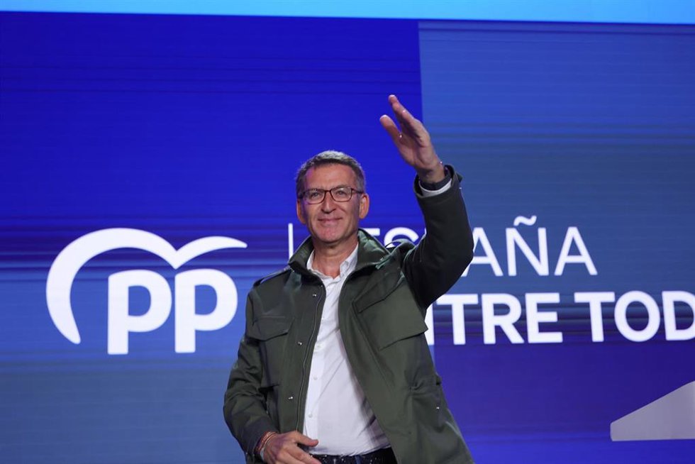 El presidente del PP, Alberto Núñez Feijóo, durante el acto de cierre de campaña del PP de Madrid, en el Palacio Municipal de la Feria de Madrid IFEMA, a 26 de mayo de 2023, en Madrid (España).El acto se celebra de cara a las próximas elecciones municip