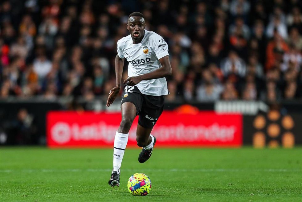 Archivo - Mouctar Diakhaby, durante un partido del Valencia CF en Mestalla.