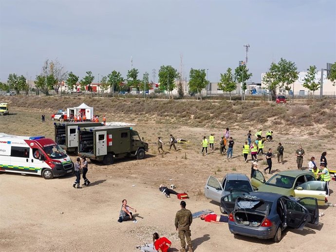 Simulacro de accidente múltiple organizado por la USJ.