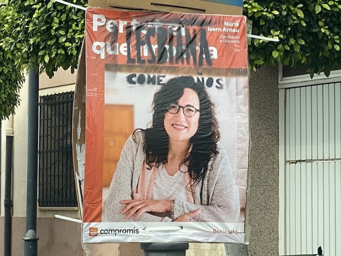 Compromís denuncia pintadas LGTBIfóbicas en los carteles de la candidata a la Alcaldía de Benicarló