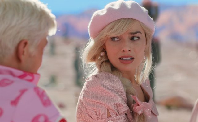 Margot Robbie denuncia la sexualización de Barbie y por qué quería a Gal Gadot en la película