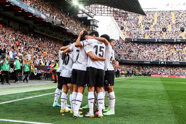 Diego Lopez of Valencia celebrates a goal with teammates during the spanish league, La Liga Santander, football match played between Valencia CF and Real Madrid at Mestalla stadium on May 21, 2023, in Valencia, Spain.