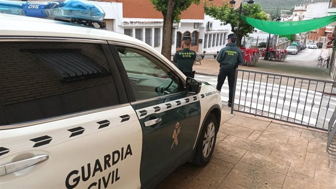 Presencia de la Guardia Civil durante la jornada electoral.