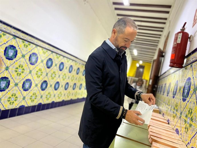 El candidato de Vox a la Alcaldía de Valncia, Juanma Badenas,