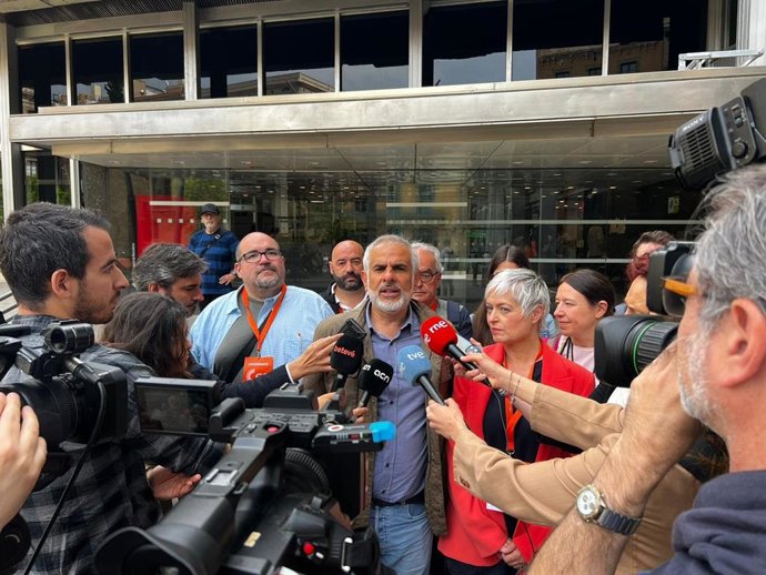 El president de Cs a Catalunya, Carlos Carrizosa, en declaracions a mitjans en les eleccions municipals del 28M.