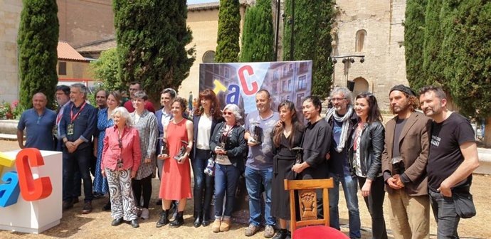 Foto con los premiados en la 24 edición del TAC de Valladolid