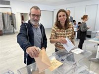 Muñoz invita a la gente a salir a votar este domingo "por el derecho a la vivienda"