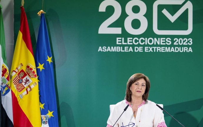 La secretaria general de la Consejería de Hacienda y Administración Pública, María Ascensión Murillo, ofrece  el segundo avance de participación de la jornada electoral