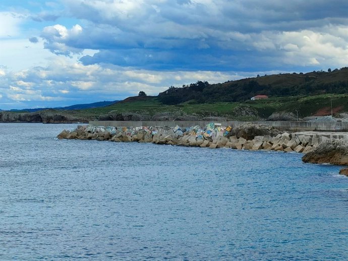 Archivo - Los Cubos de la Memoria de Agustín Ibarrola en LLanes