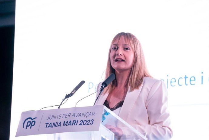 Archivo - La candidata del PP al Ayuntamiento de Sant Joan, Tania Marí.