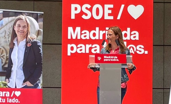 La alcaldesa de Getafe y candidata del PSOE a la reelección, Sara Hernández, en un mitin.