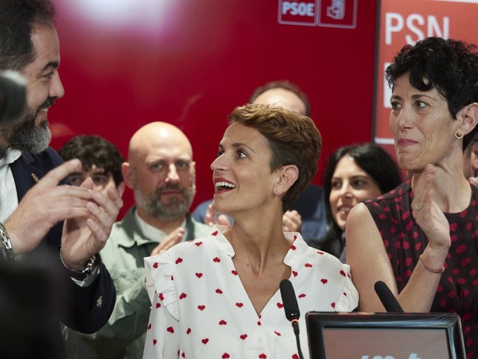 María Chivite en su discurso en la noche electoral de este domingo.