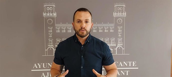 Archivo - Imagen de archivo del candidato de Compromís a la Alcaldía de Alicante, Rafa Mas.