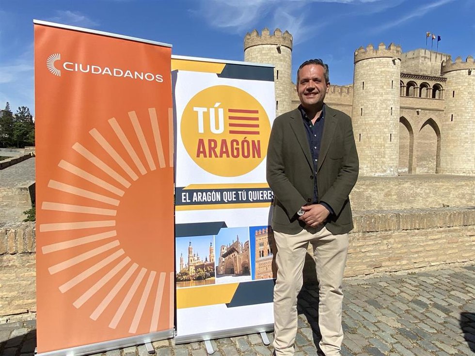 Archivo - El candidato de Cs-Tú Aragón a la Presidencia del Gobierno de Aragón, Carlos Ortas.