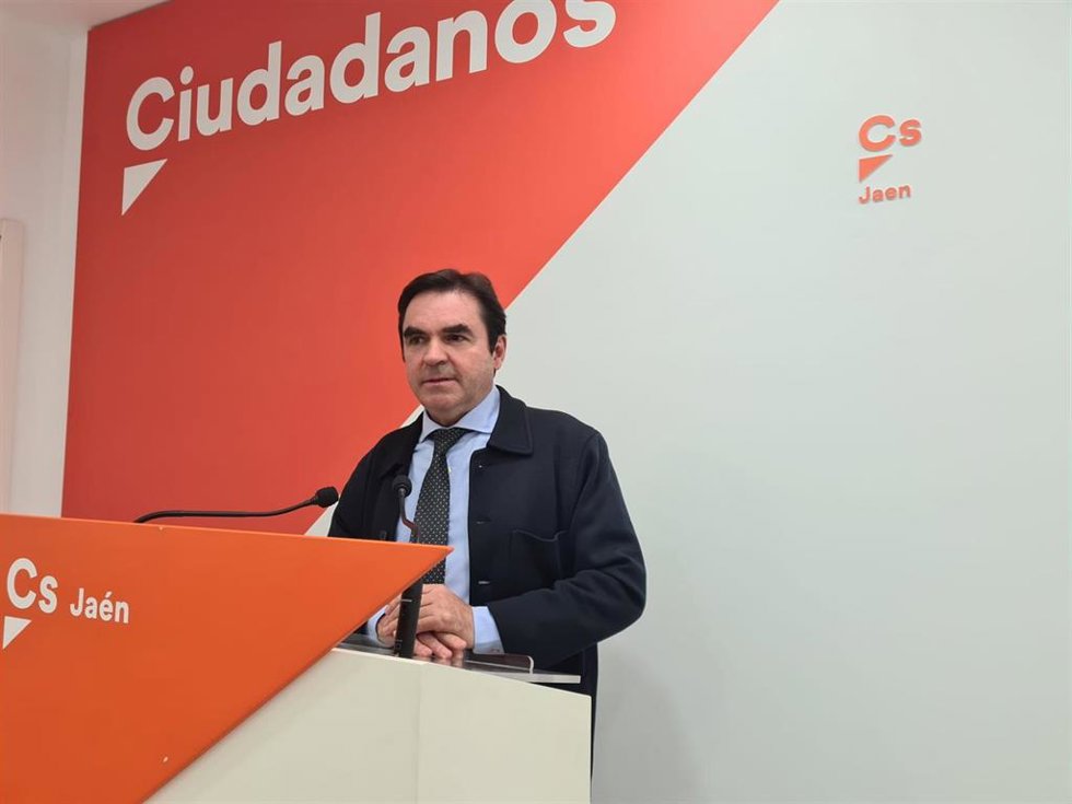 Archivo - El alcalde de Porcuna y coordinador provincial de Cs Jaén, Miguel Moreno.
