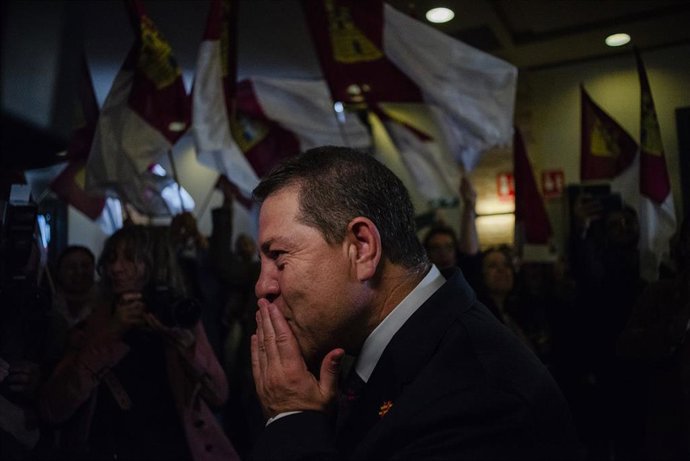 García-Page se impone en Castilla-La Mancha con mayoría absoluta