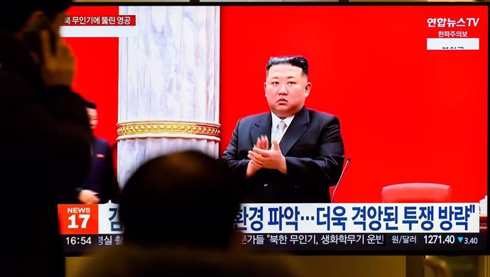 Archivo - Imagen de televisión en la que aparece el presidente de Corea del Norte, Kim Jong Un en Pyongyang