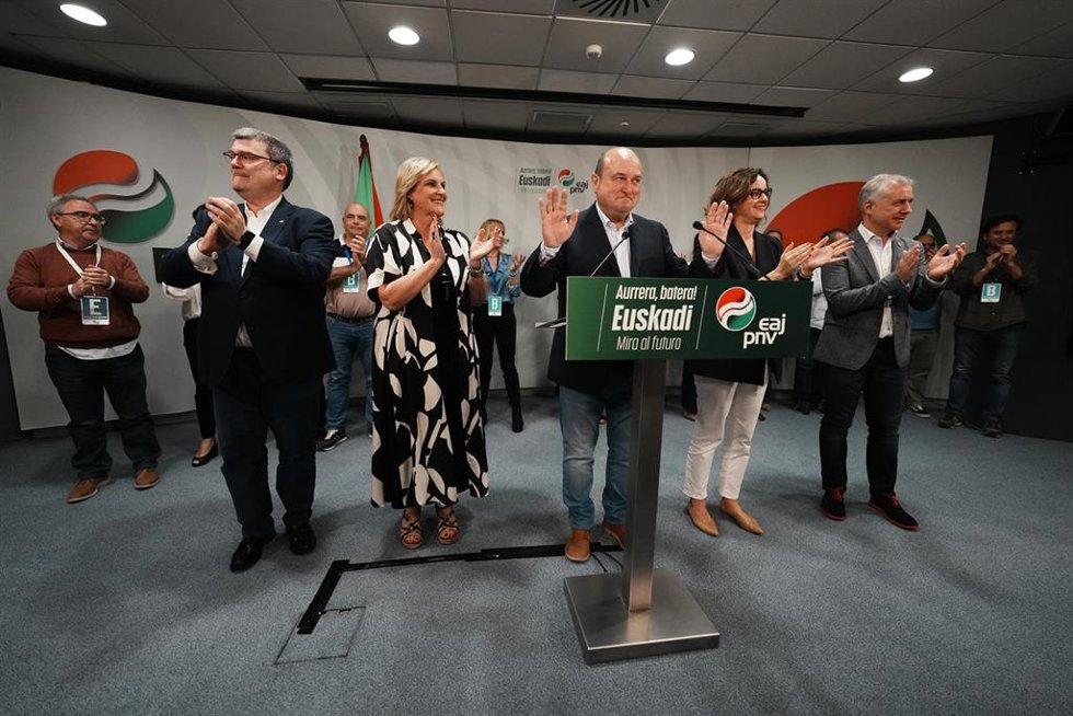 VÍDEO: 28M.- El PNV reconoce su resultado "agridulce" y tomará "buena nota del mensaje" de la ciudadanía